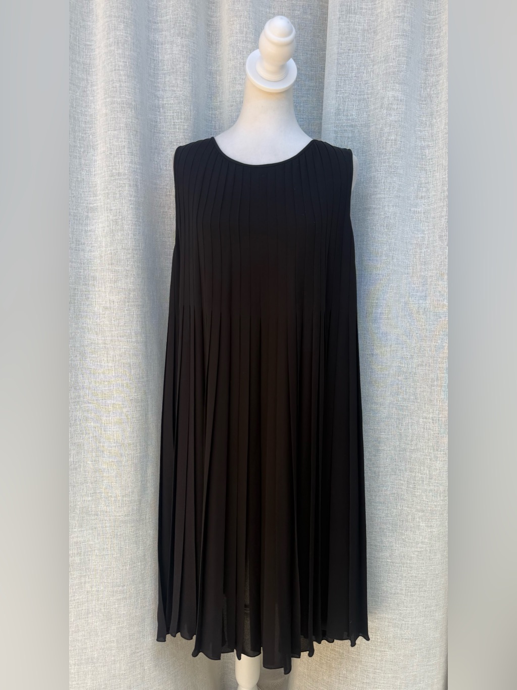 Armani Collezioni Black Plisse Pleated Sleeveless Free Form Mini Dress